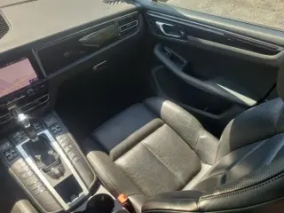 Porsche Macan 2020 AWD 4dr SUV