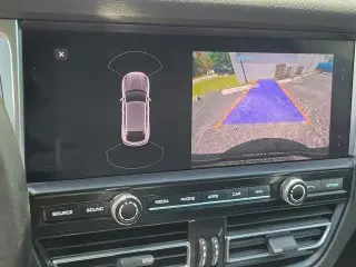 Porsche Macan 2021 AWD 4dr SUV