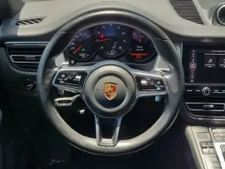 Porsche Macan 2021 AWD 4dr SUV