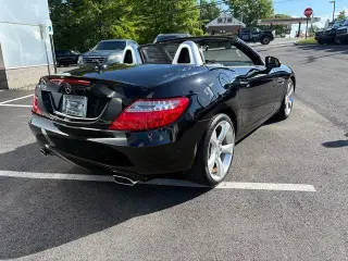 Mercedes-Benz SLK 2012 SLK 350 2dr Convertible