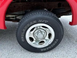 Ford F-150 2002 4dr SuperCab Lariat 4WD Styleside LB