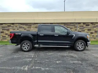 Ford F-150 2023 4x4 King Ranch 4dr SuperCrew 6.5 ft. SB
