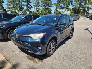 Toyota RAV4 2017 AWD XLE 4dr SUV