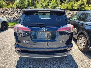 Toyota RAV4 2017 AWD XLE 4dr SUV