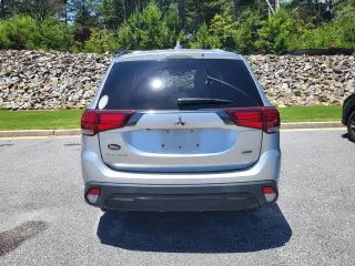 Mitsubishi Outlander 2020 SE 4dr SUV