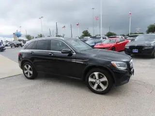 Mercedes-Benz GLC 2016 GLC 300 4dr SUV