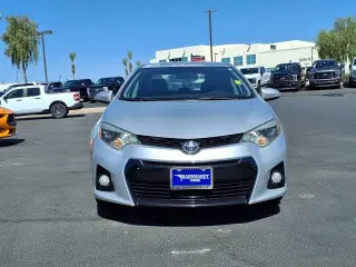 Toyota Corolla 2015 S 4dr Sedan