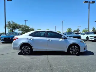 Toyota Corolla 2015 S 4dr Sedan