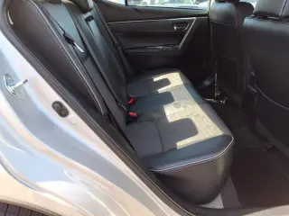 Toyota Corolla 2015 S 4dr Sedan