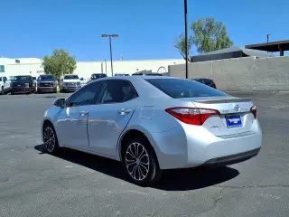 Toyota Corolla 2015 S 4dr Sedan