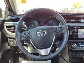 Toyota Corolla 2015 S 4dr Sedan
