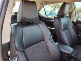 Toyota Corolla 2015 S 4dr Sedan