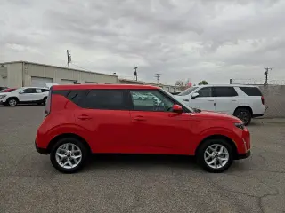 Kia Soul 2025 LX 4dr Crossover