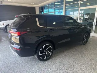 Mitsubishi Outlander 2024 SE 4dr SUV