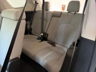 Honda Pilot 2023 AWD LX 4dr SUV