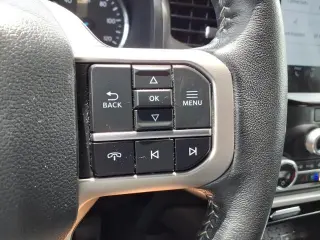 Ford Expedition 2024 4x2 XLT 4dr SUV