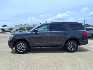 Ford Expedition 2024 4x2 XLT 4dr SUV