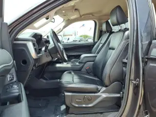 Ford Expedition 2024 4x2 XLT 4dr SUV