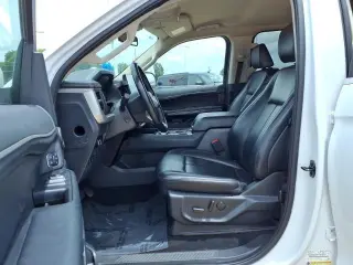 Ford Expedition 2024 4x2 XLT 4dr SUV