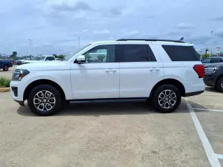Ford Expedition 2024 4x2 XLT 4dr SUV