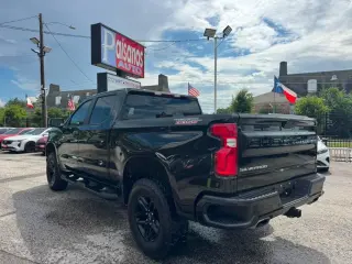 2021 Chevrolet Silverado 1500 LT Trail Boss Crew Cab Long Box 4WD