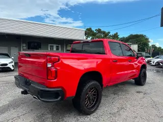 2021 Chevrolet Silverado 1500 LT Trail Boss Crew Cab Long Box 4WD