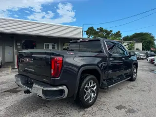2023 GMC Sierra 1500 SLT Crew Cab 4WD