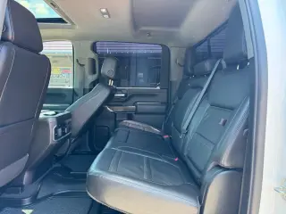 2022 GMC Sierra 2500HD Denali Crew Cab 4WD SB