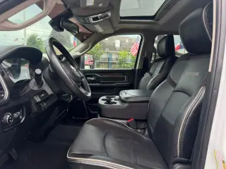 2024 RAM 2500 Laramie Crew Cab SWB 4WD