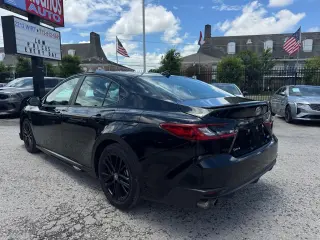 2025 Toyota Camry Hybrid XLE