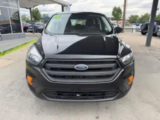 2019 Ford Escape S FWD