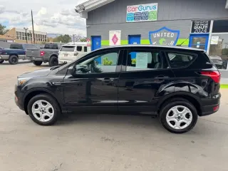 2019 Ford Escape S FWD