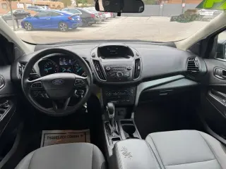 2019 Ford Escape S FWD