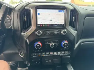 2022 GMC Sierra 2500HD Denali Crew Cab 4WD SB