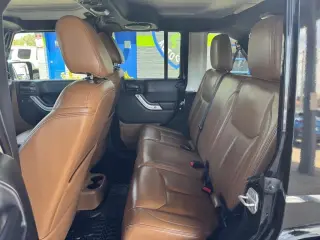 2013 Jeep Wrangler Unlimited Rubicon 4WD