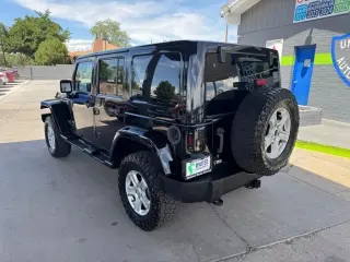2013 Jeep Wrangler Unlimited Rubicon 4WD