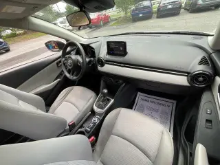 Toyota Yaris 2019 L 4dr Sedan 6M