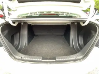 Toyota Yaris 2019 L 4dr Sedan 6M
