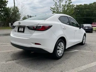 Toyota Yaris 2019 L 4dr Sedan 6M