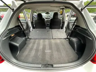 Toyota Yaris 2017 L 4dr Hatchback