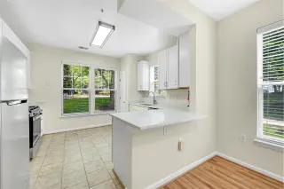 Propiedad en alquiler con 3 habitaciones y 2 baños en Rockville