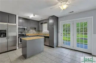 Propiedad en alquiler con 3 habitaciones y 2 baños en Rincon