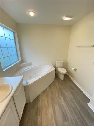 Propiedad en alquiler con 3 habitaciones y 2 baños en Savannah