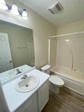 Propiedad en alquiler con 3 habitaciones y 2 baños en Savannah