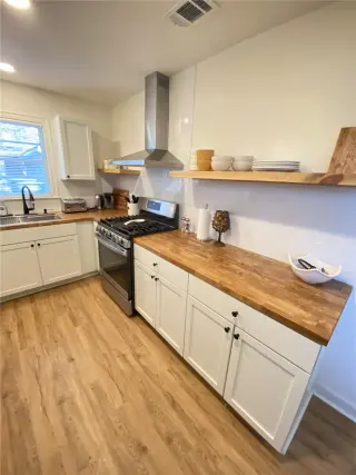 Propiedad en alquiler con 3 habitaciones y 1 baño en Savannah