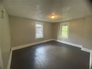Propiedad en alquiler con 2 habitaciones y 1 baño en Beech Bottom