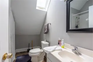 Propiedad en alquiler con 4 habitaciones y 2 baños en Chicago