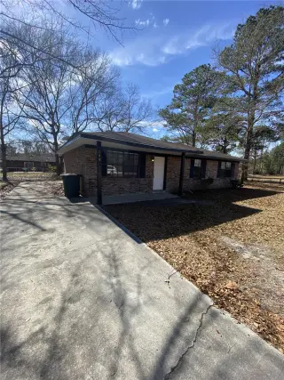 Propiedad en alquiler con 3 habitaciones y 2 baños en Hinesville