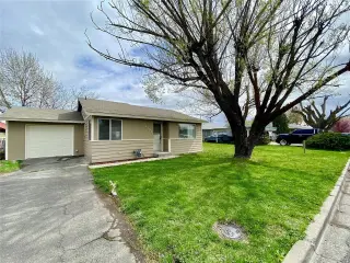 Propiedad en alquiler con 2 habitaciones y 1 baño en Yakima