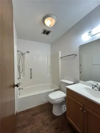 Propiedad en alquiler con 1 dormitorio y 1 baño en Shadyside